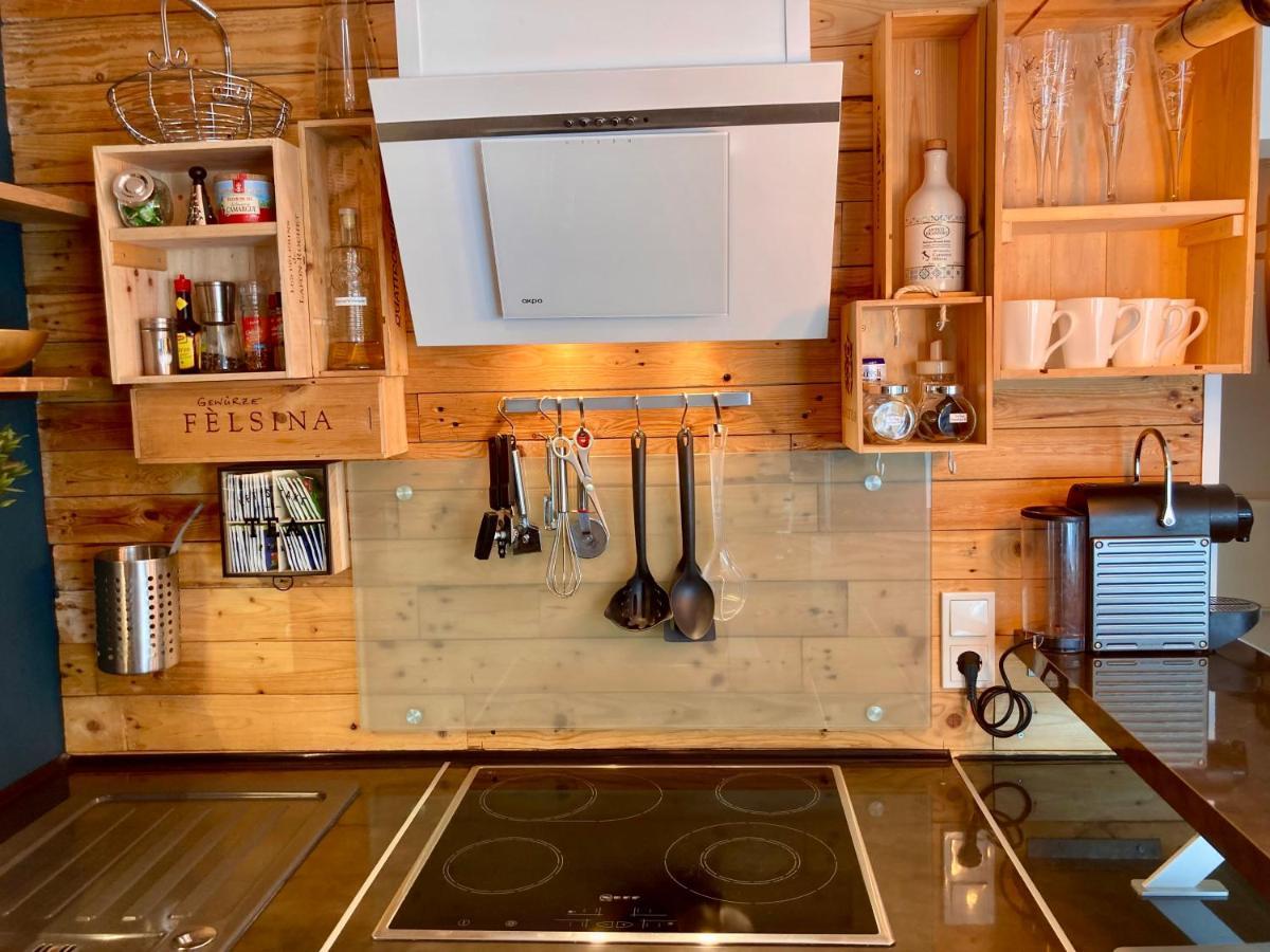 Living At Saarpartments -Adultsonly- 2 Bedrooms, Kitchen - Business & Holiday Apartments For Long- And Short Term Stay, 3 Min To Train Station, Secure E-Bike Parking! 萨尔布吕肯 外观 照片
