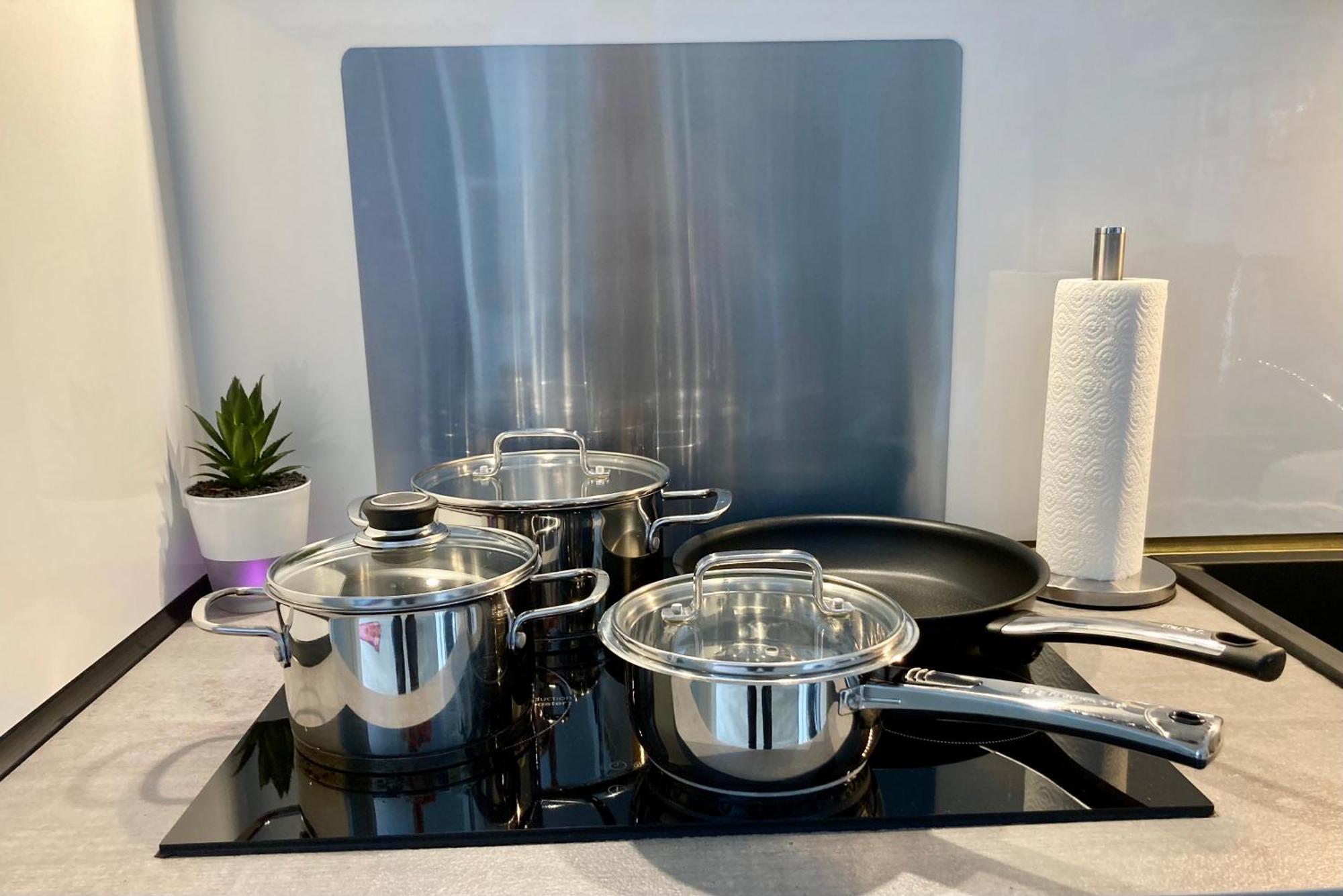 Living At Saarpartments -Adultsonly- 2 Bedrooms, Kitchen - Business & Holiday Apartments For Long- And Short Term Stay, 3 Min To Train Station, Secure E-Bike Parking! 萨尔布吕肯 外观 照片